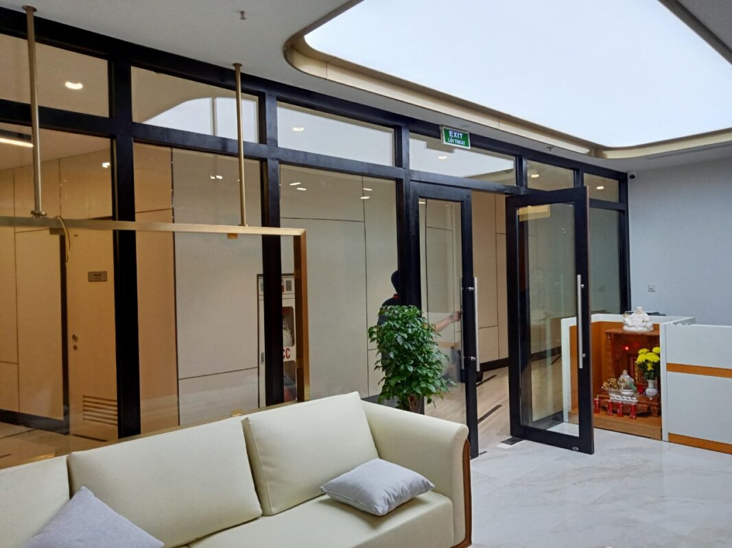 Kính Chống Cháy LEVINA